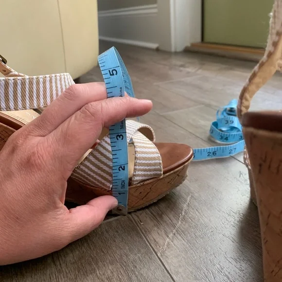 Chinese Laundry 5” cork wedge heels - size 8 - Picture 9 of 16